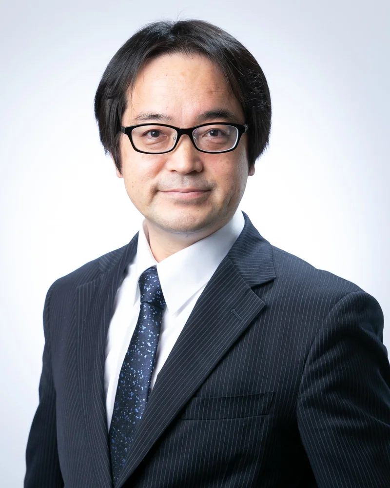 公共ビジネスサポート株式会社 代表取締役 大嶺 卓也